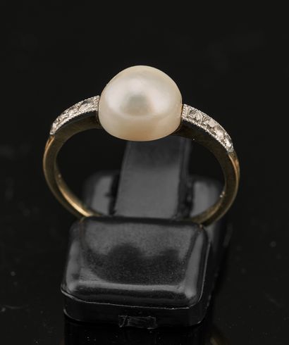 Ravissante bague en or jaune 18K 750 millièmes...