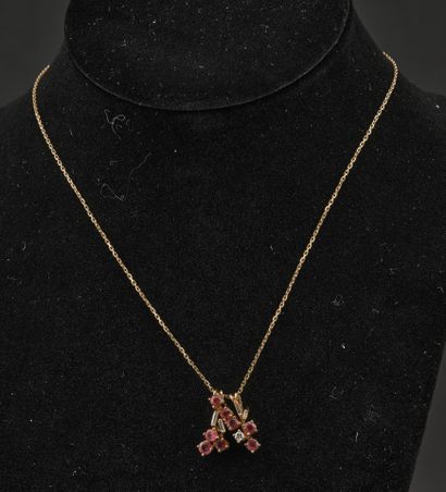 Collier en or jaune 18K 750 millièmes à maille...