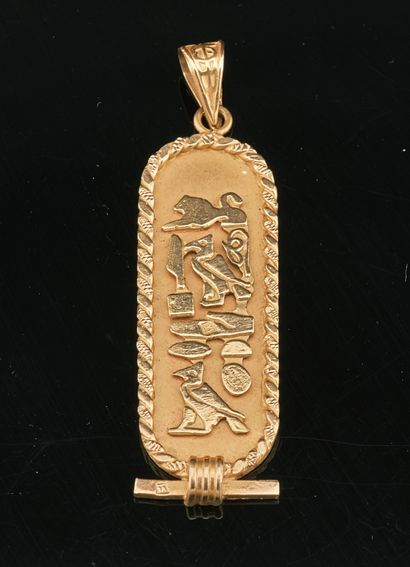 Pendentif égyptien en or jaune 18K 750 millièmes...