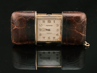 Movado 

Emerto 

Montre de sac en argent...