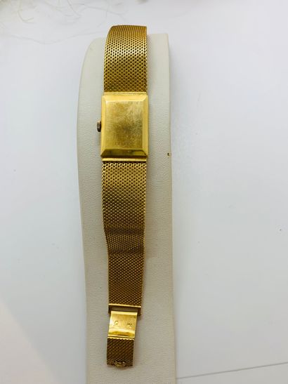 JUVENIA

Montre de dame en or jaune 18K 750...