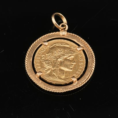 Pendentif formé d'une pièce de 20 Francs...