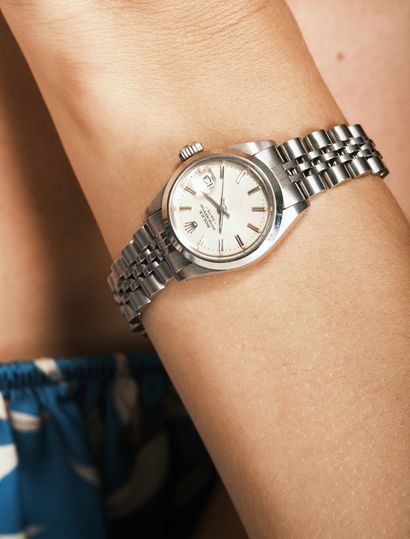 ROLEX
Oyster Perpetual Date
Montre de dame...