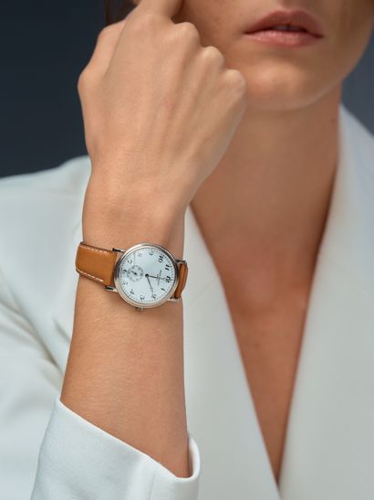 PATEK PHILIPPE
Calatrava
Montre en or blanc...