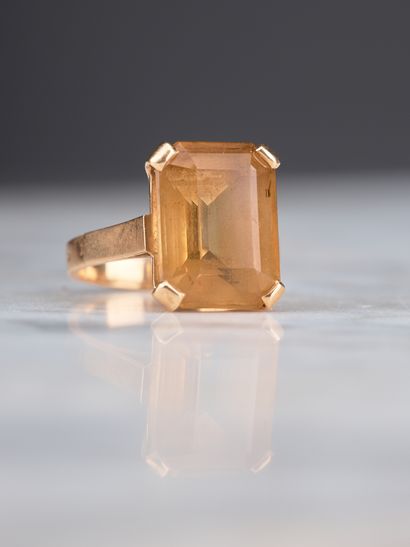 Bague de cocktail en or jaune 18k 750 millièmes...