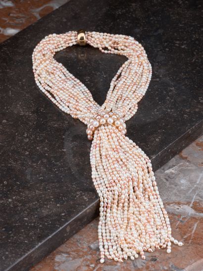 Collier en perles oblong crème et rosée,...