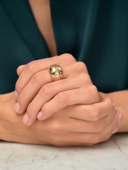 Bague bombée en or jaune 18K 750 millièmes...