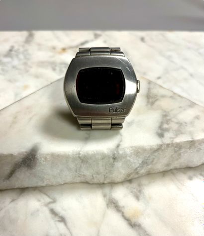 PULSAR 
Revendue par TIFFANY CO New York
Modèle...