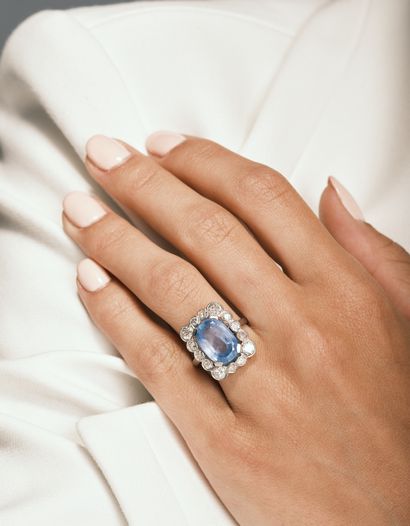 Bague en platine 850 millièmes ornée d'un...