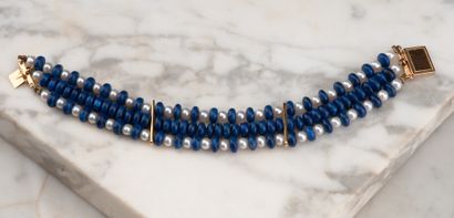 Bracelet trois rangs en lapis lazuli et perles,...