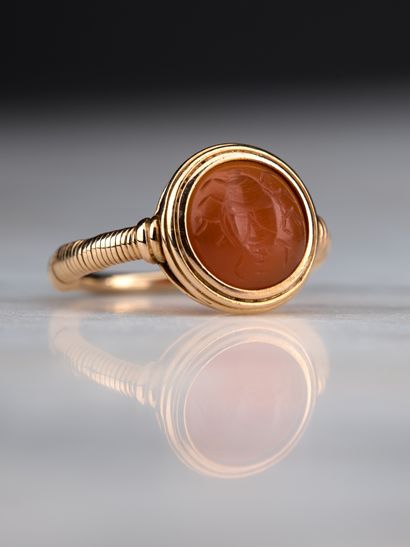 Charmante bague en or jaune 18k 750 millièmes...