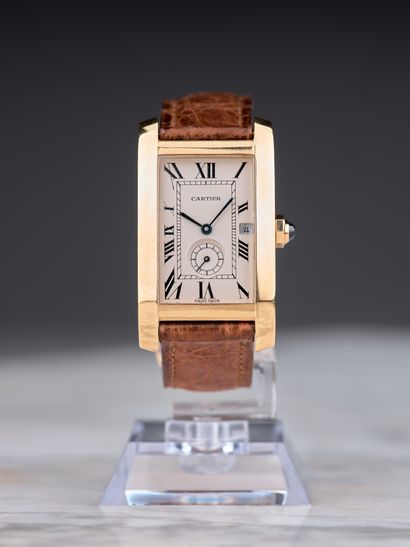 CARTIER
Tank américaine
Montre de ville en...