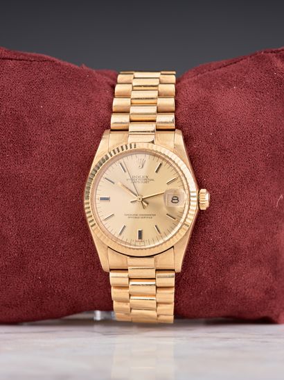 ROLEX
Datejust Lady
Montre de dame en or...