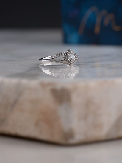 MAUBOUSSIN
Love my Love n°2
Bague en or gris...