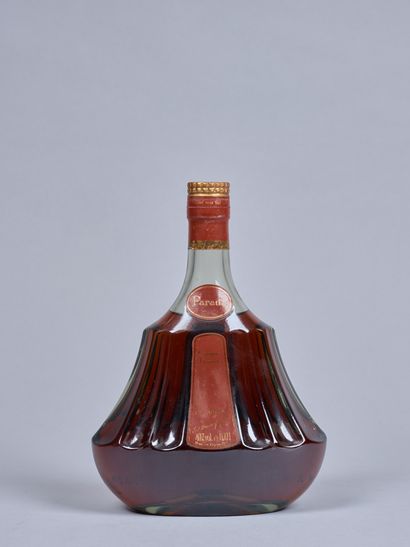 COGNAC HENNESSY
Box
(capsule and label slightly...