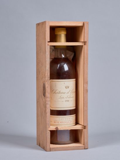 CHT YQUEM bottle, 1986.
(descending cork).
CBO...