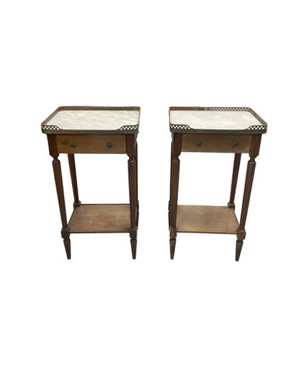 Pair de chevets en bois naturel à double...