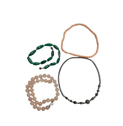 Lot of 4 hard stone necklaces including malachite...