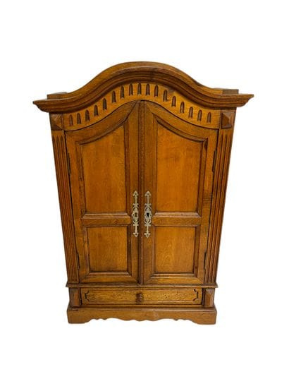 Armoire miniature dite 