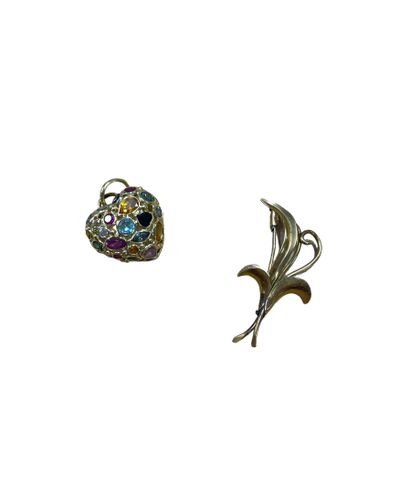 Set of two gold-plated costume jewelry pieces...
