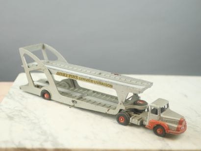 DINKY Supertoy 39A
Service de livraison boite
(Pneux...