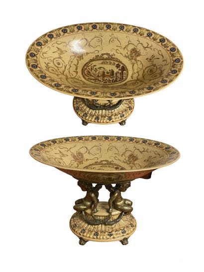 Surtout de table en bronze doré et céramique...