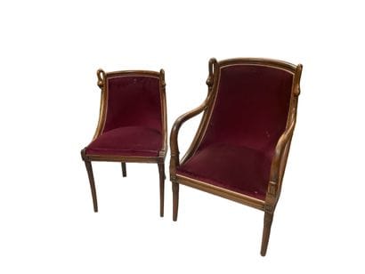 Fauteuil en bois naturel, à dossiers cintrés,...