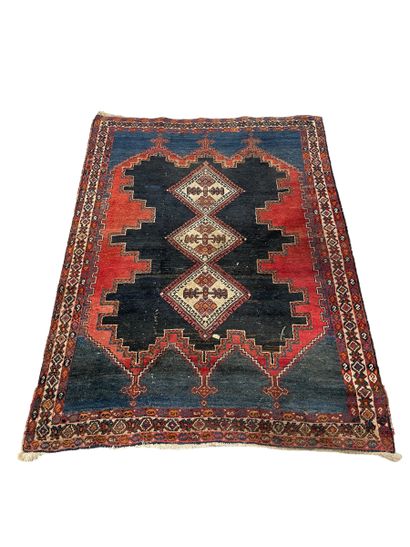 Tapis probablement kurde chaîne et trame...