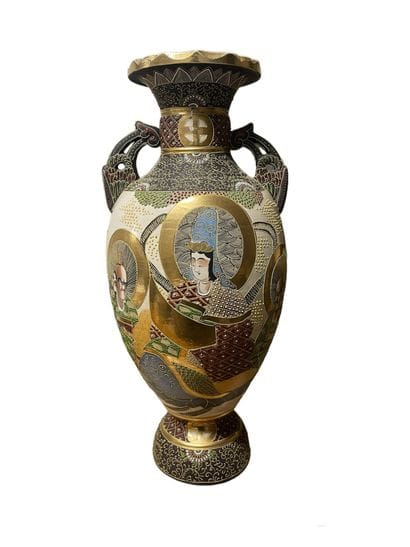 JAPON XXe
Vase amphore en faïence émaillée...
