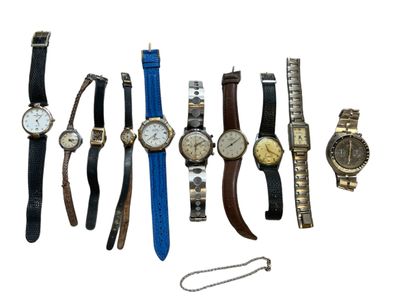 Set of ten watches including : 
- SEIKO Bullhead...
