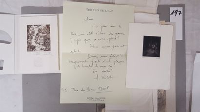 Ensemble de documents comprenant:

Un dessin...
