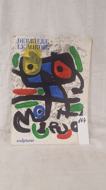 [DERRIÈRE LE MIROIR]

MIRO
Derrière le miroir...