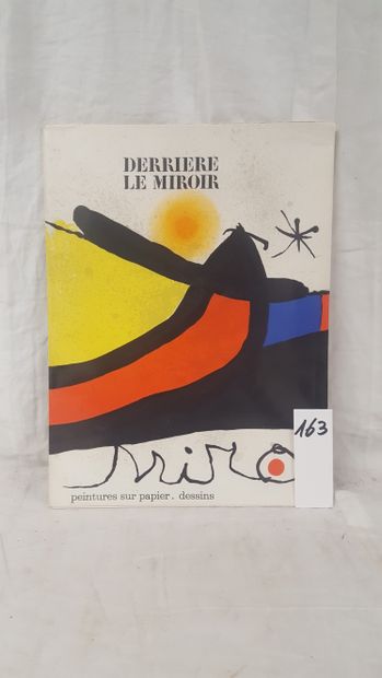 [DERRIÈRE LE MIROIR]

MIRO
Derrière le miroir...