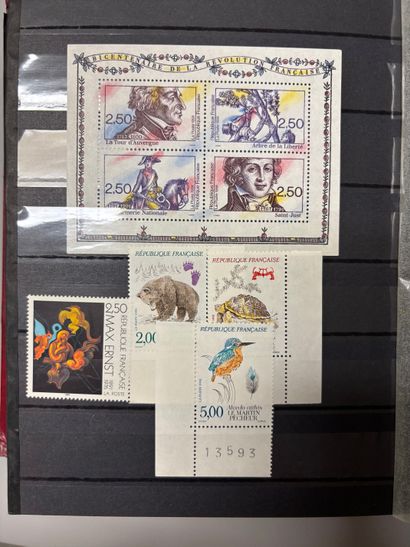FRANCE: in 4 albums, a small collection of...
