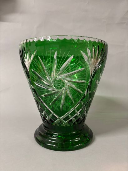 BOHEME 
Important vase en cristal taillé,...