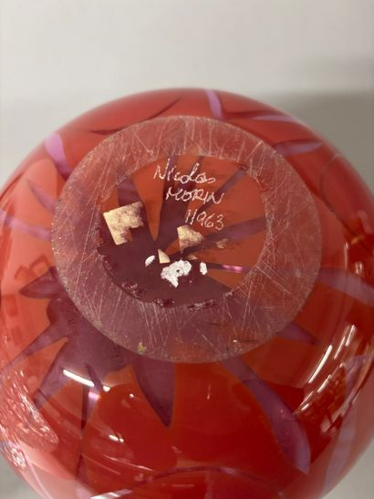 Nicolas MORIN (XXe)
Vase boule en verre soufflé...
