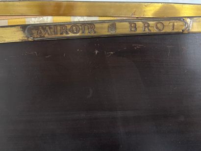 MAISON BROT
Miroir en laiton doré à trois...