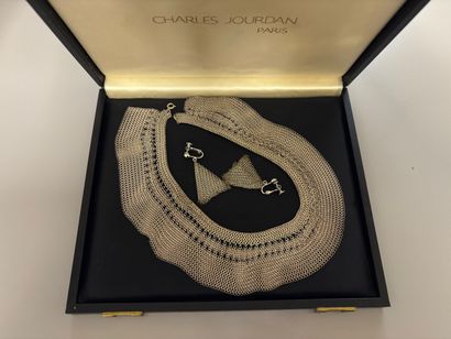 CHARLES JOURDAN
Metal half-set consisting...