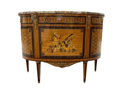 Commode demi-lune en bois de placage ouvrant...