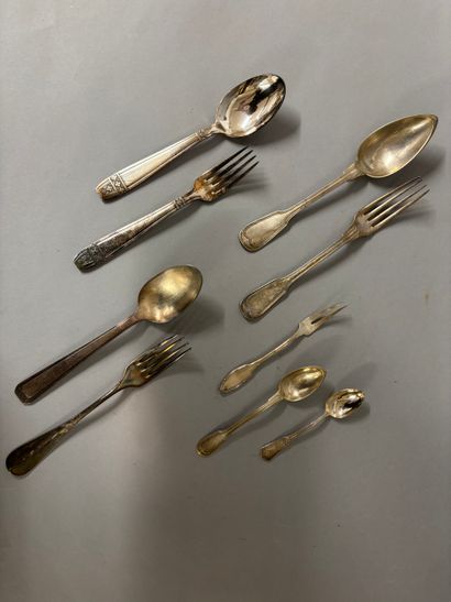 An important lot of various silver-plated...