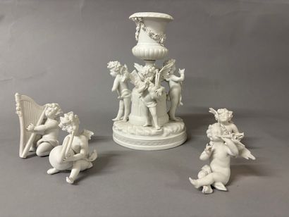 SAXE, dans le goût de 
Groupe en biscuit...