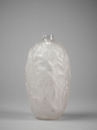 René LALIQUE (1860-1945)
Vase modèle 
