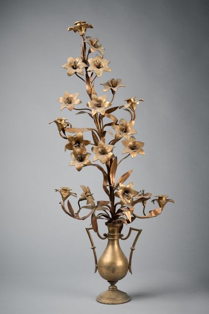 Chandelier d'autel à cinq lumières en bronze...
