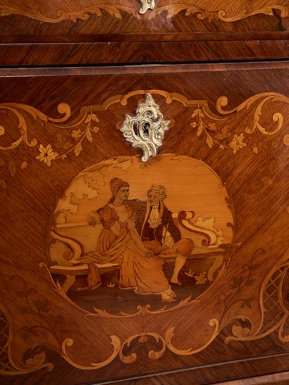 Secrétaire de dame en bois de placage et...