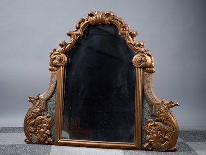 Trumeau en bois sculpté et doré rechampi...