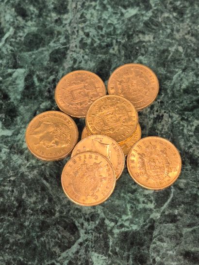 Lot de 10 pièces de 20 francs en or, Napoléon...