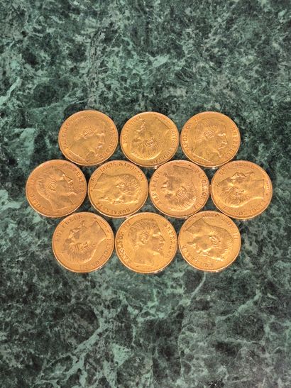 Lot de 10 pièces de 20 francs en or, Napoléon...