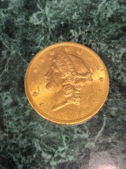Pièce de 20 dollars américains en or tête...