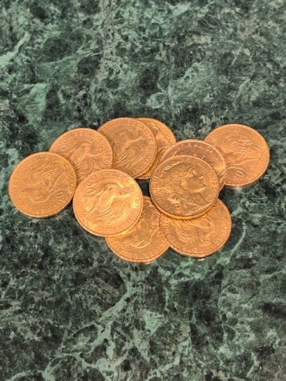 Lot de 10 pièces de 20 francs en or, Marianne...