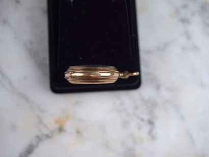 Montre de gousset en or jaune 18k 750 millièmes...
